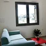 Holiday home The Nightingale House Kymi