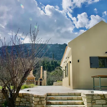 The Nightingale House * Kymi